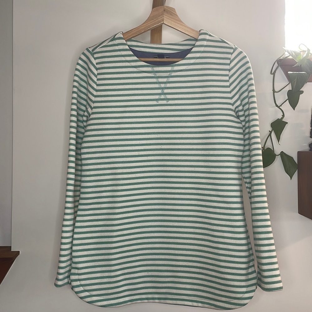 Izod striped sweater